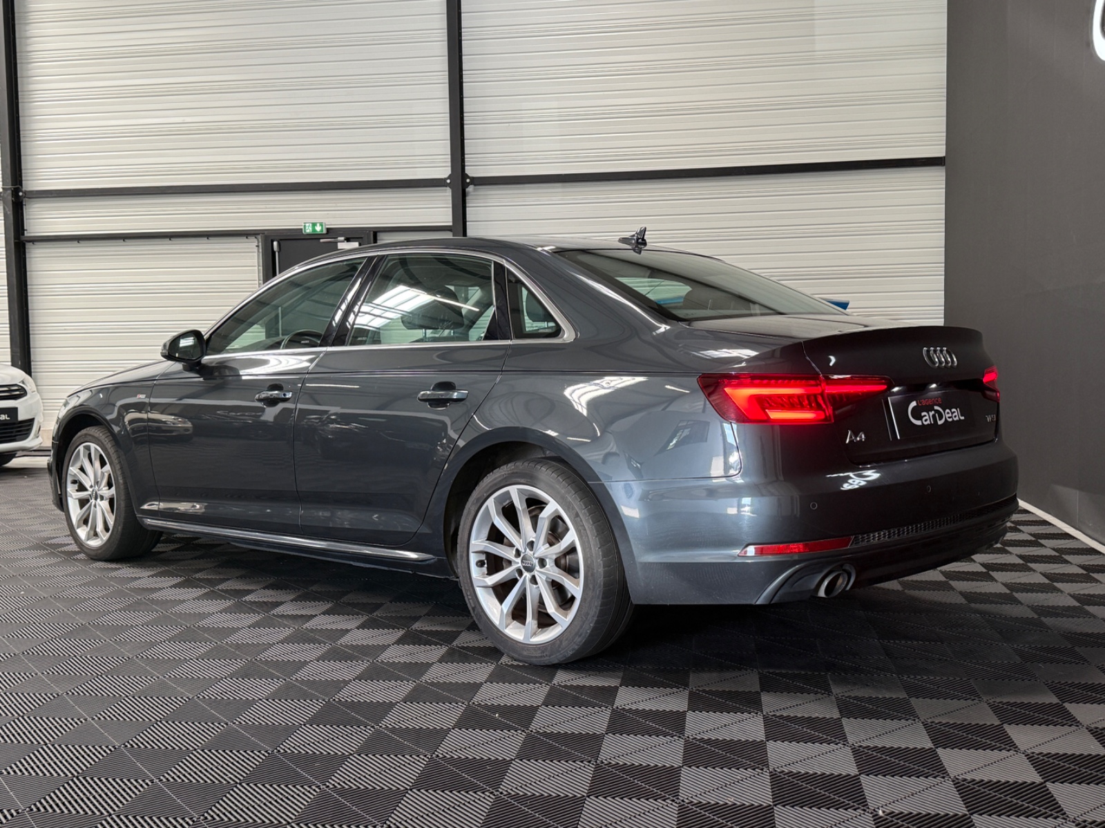 Photo véhicule AUDI A4