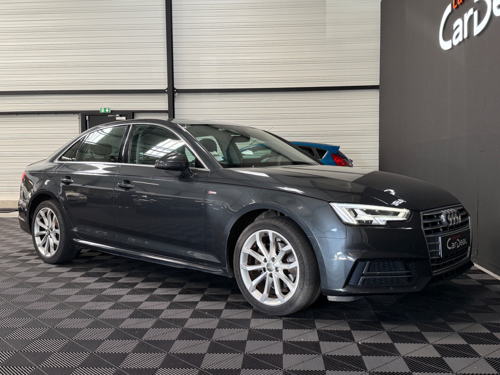 Photo véhicule AUDI A4