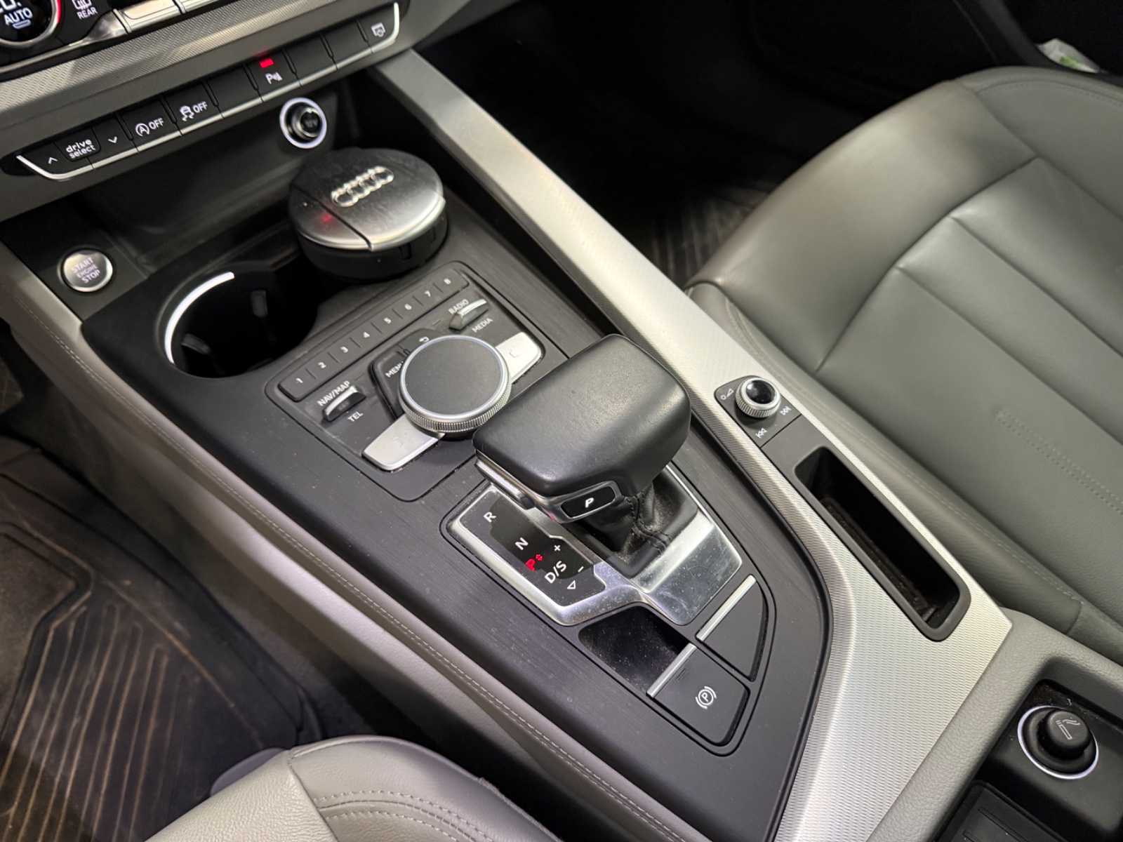Photo véhicule AUDI A4