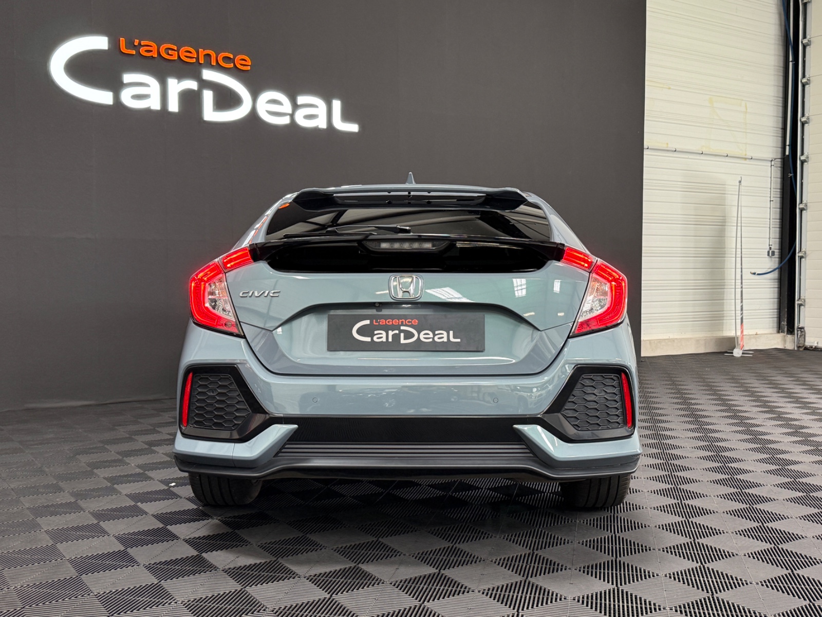 Photo véhicule HONDA CIVIC 2017