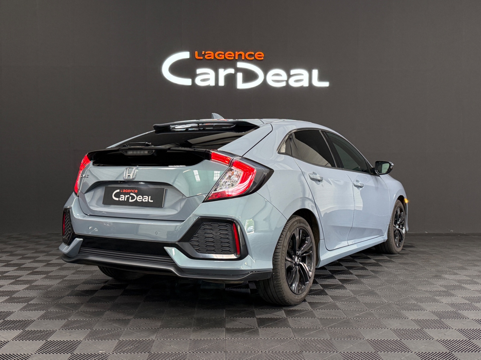 Photo véhicule HONDA CIVIC 2017