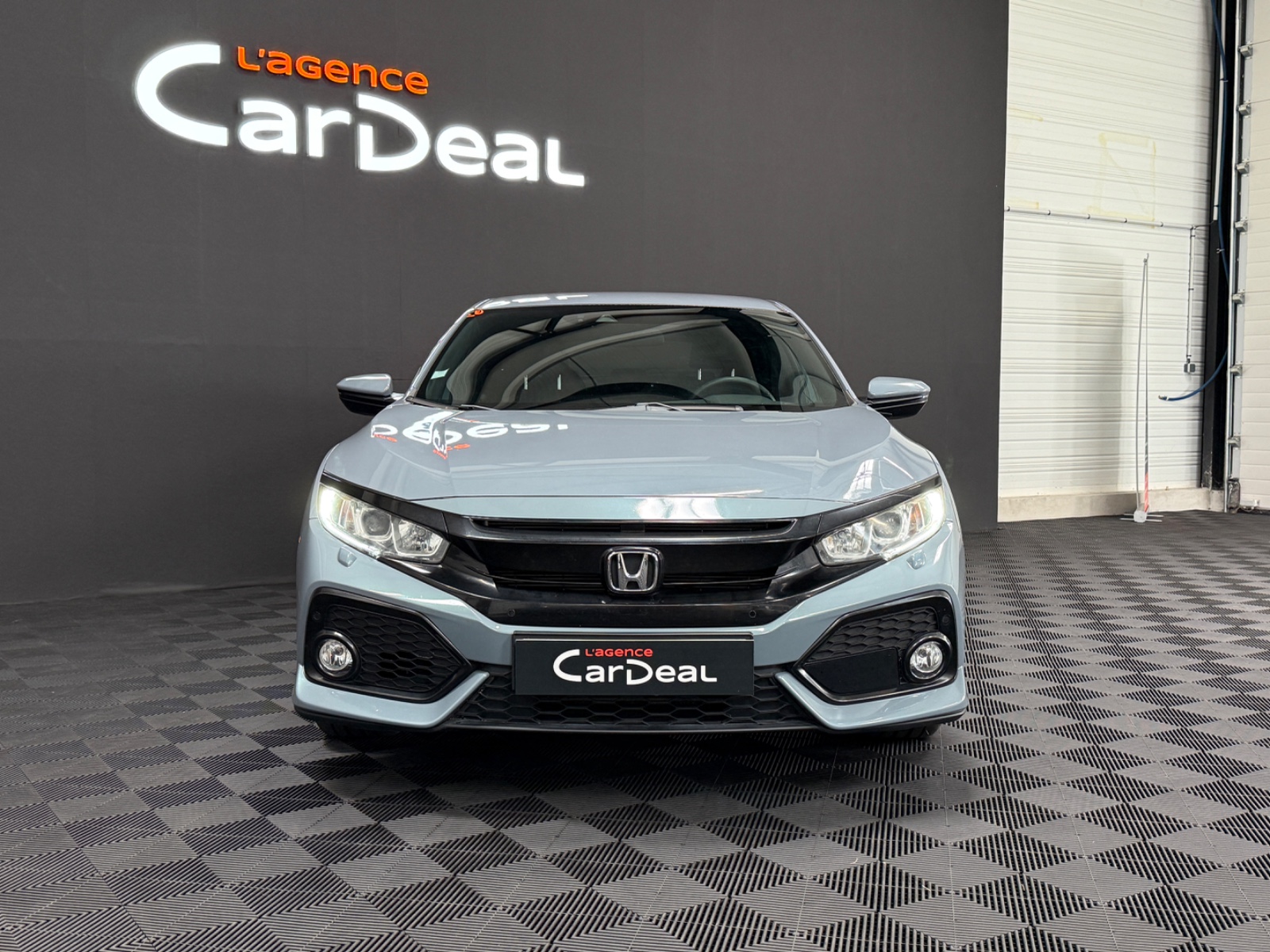 Photo véhicule HONDA CIVIC 2017