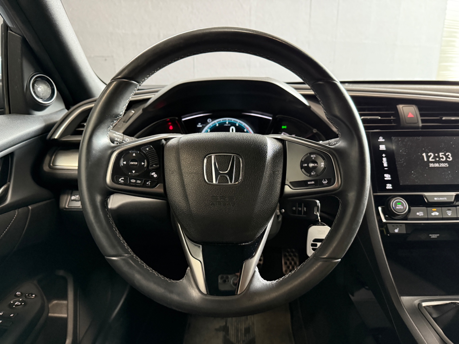 Photo véhicule HONDA CIVIC 2017