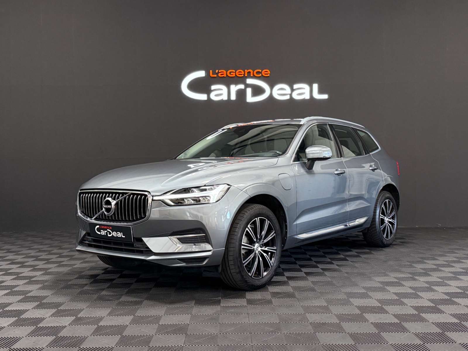 VOLVO XC60 T8 Recharge AWD 303 ch + 87 ch Geartronic 8 Inscription Luxe