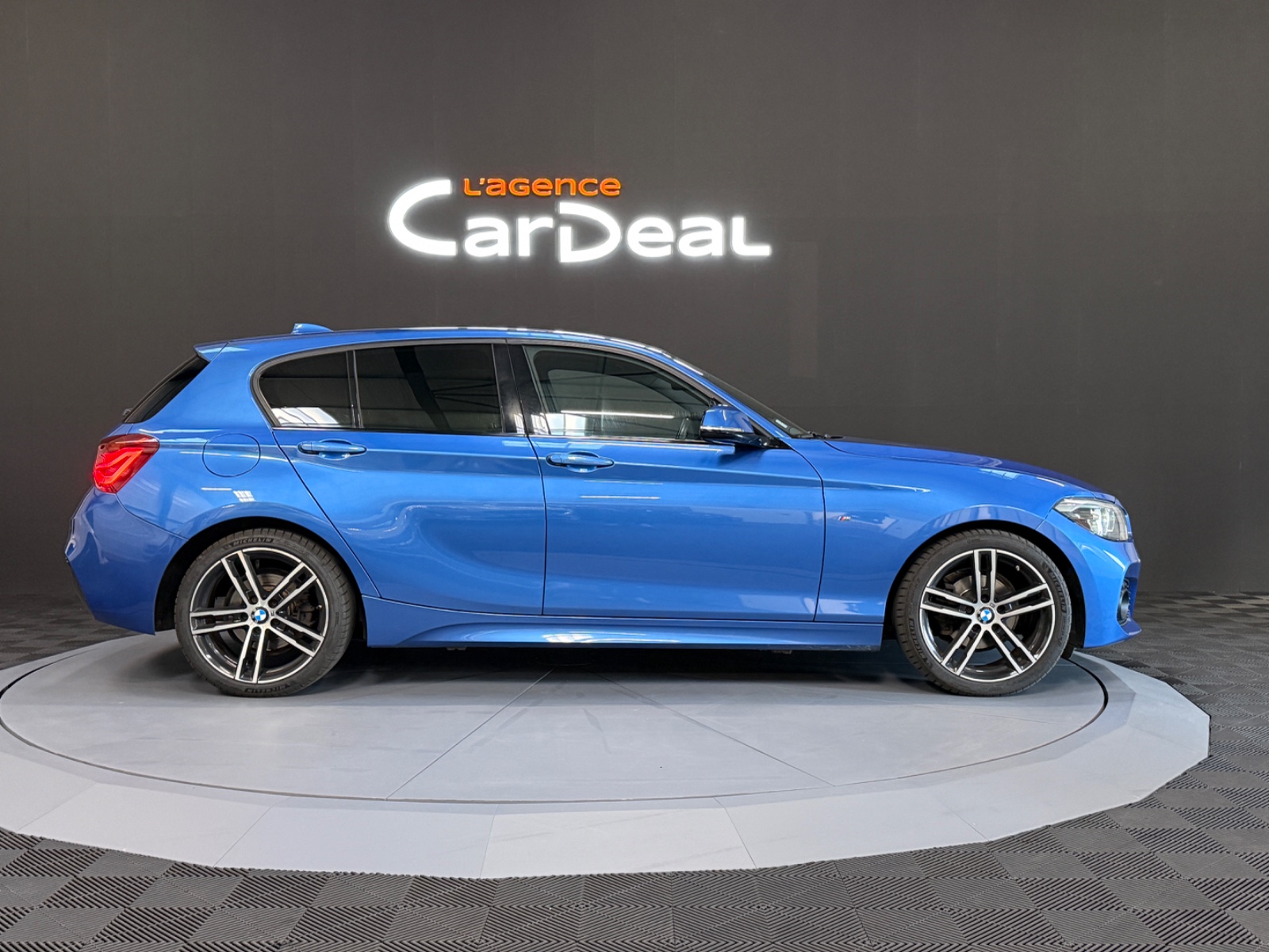 Photo véhicule BMW SERIE 1 LCI2