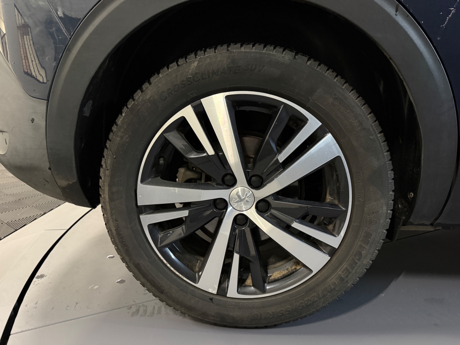 Photo véhicule PEUGEOT 5008