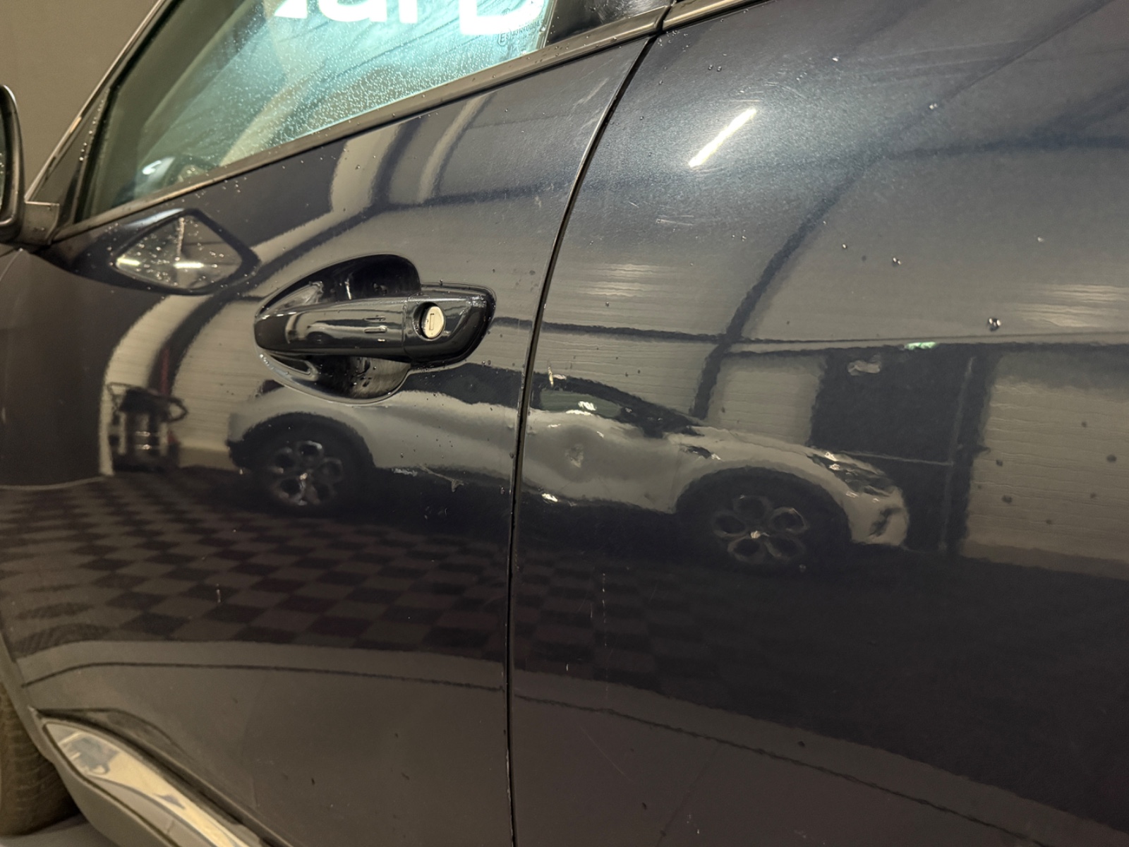 Photo véhicule PEUGEOT 5008