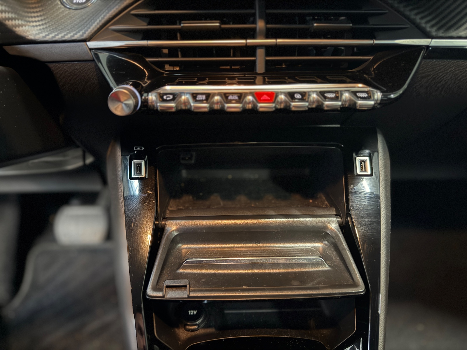 Photo véhicule PEUGEOT 208