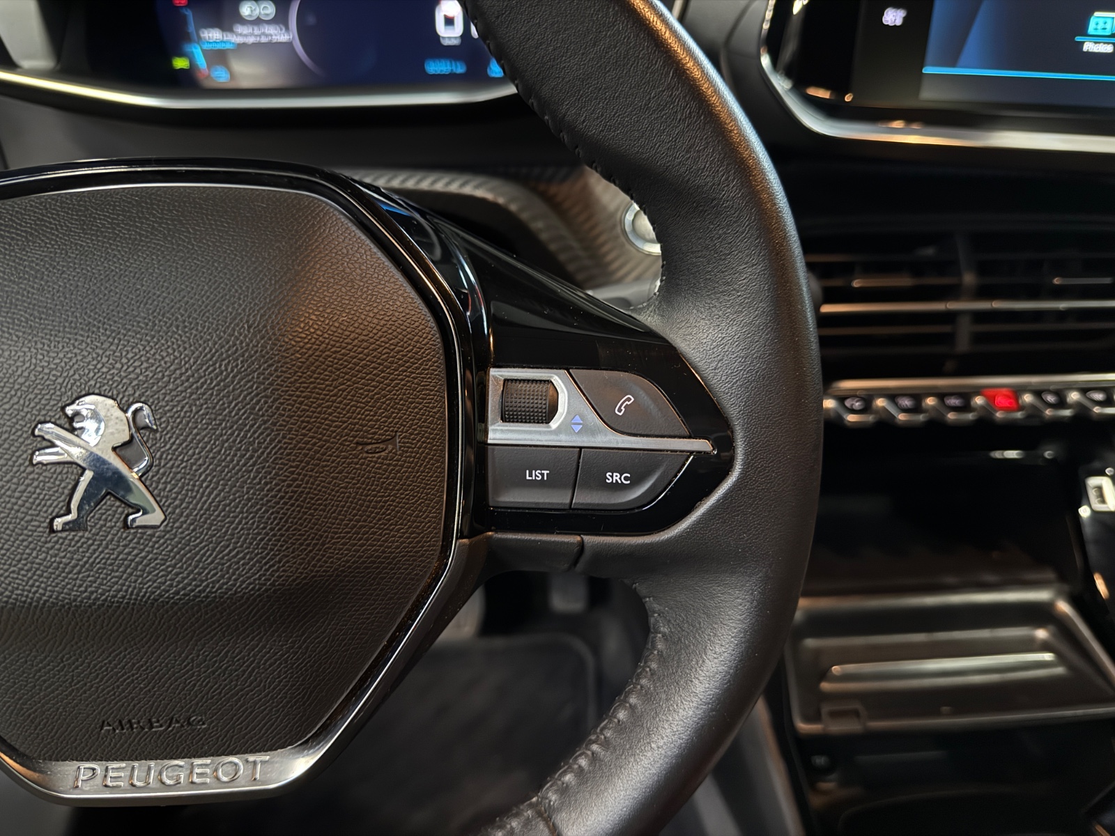 Photo véhicule PEUGEOT 208