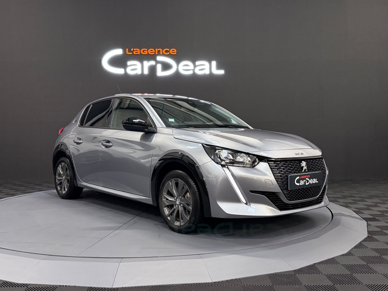 Photo véhicule PEUGEOT 208