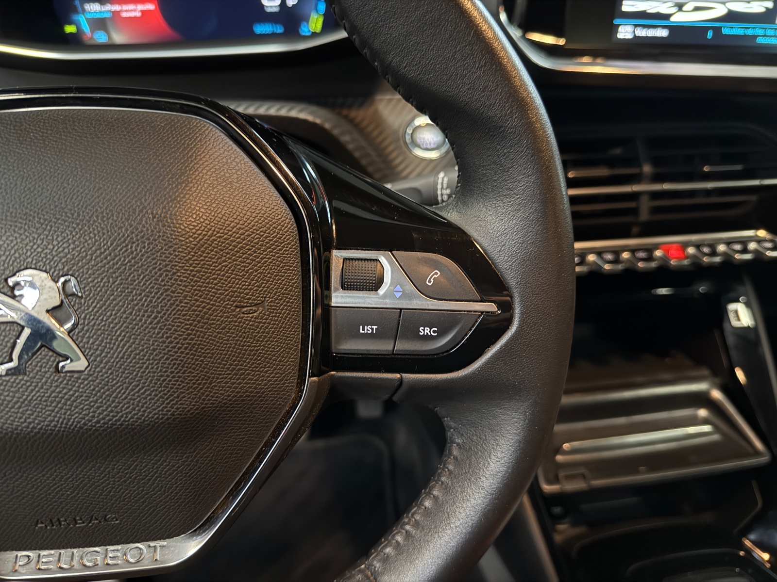 Photo véhicule PEUGEOT 208