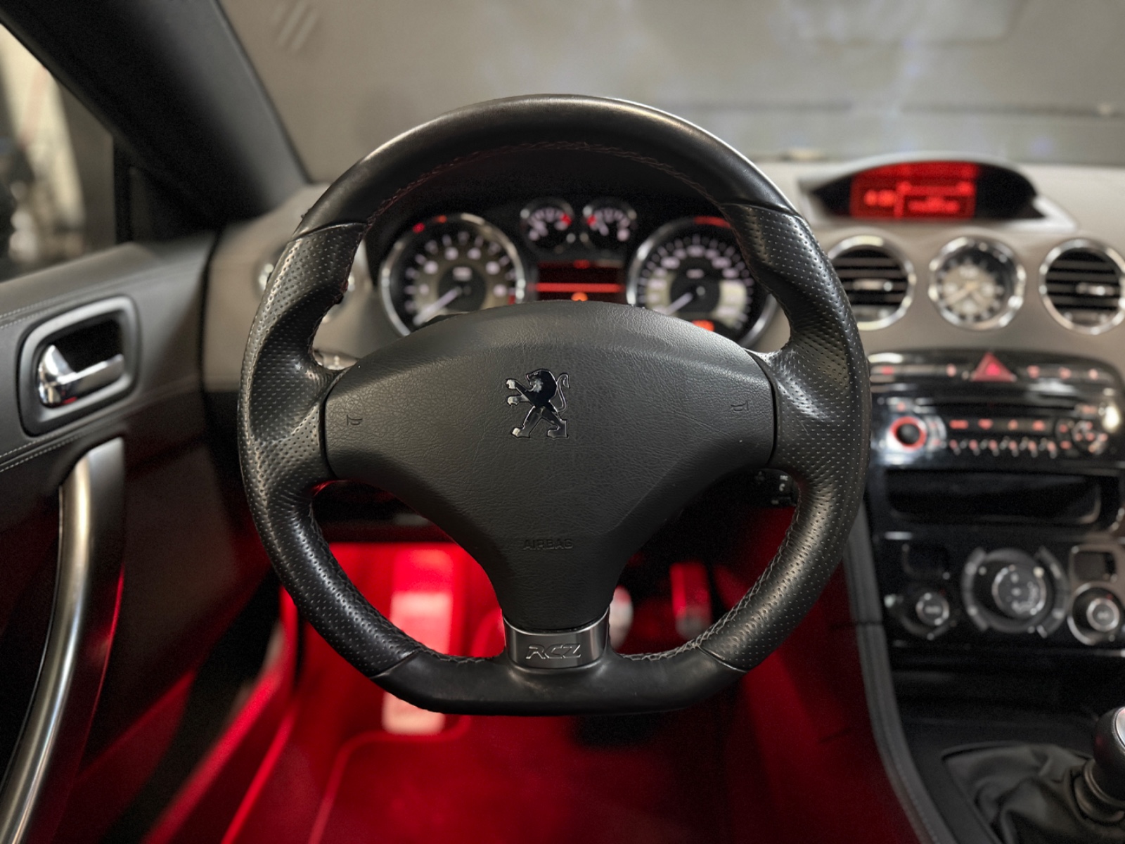 Photo véhicule PEUGEOT RCZ