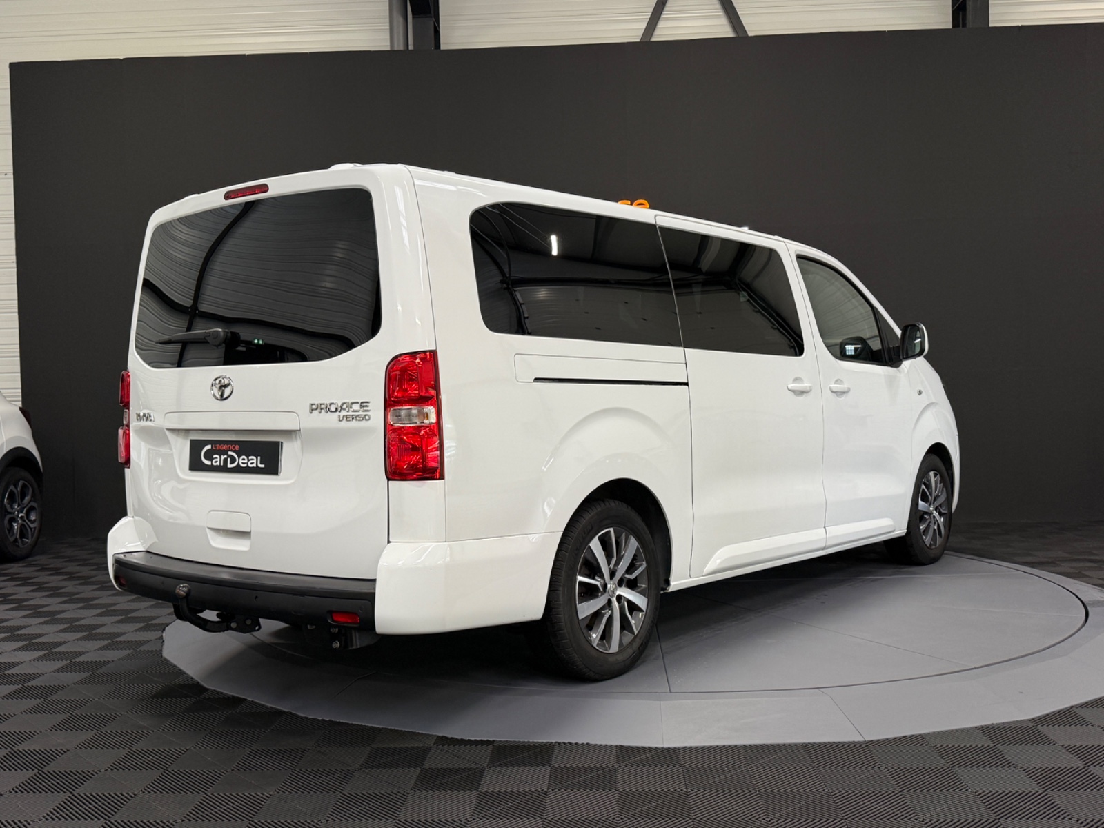 Photo véhicule TOYOTA PROACE VERSO RC21