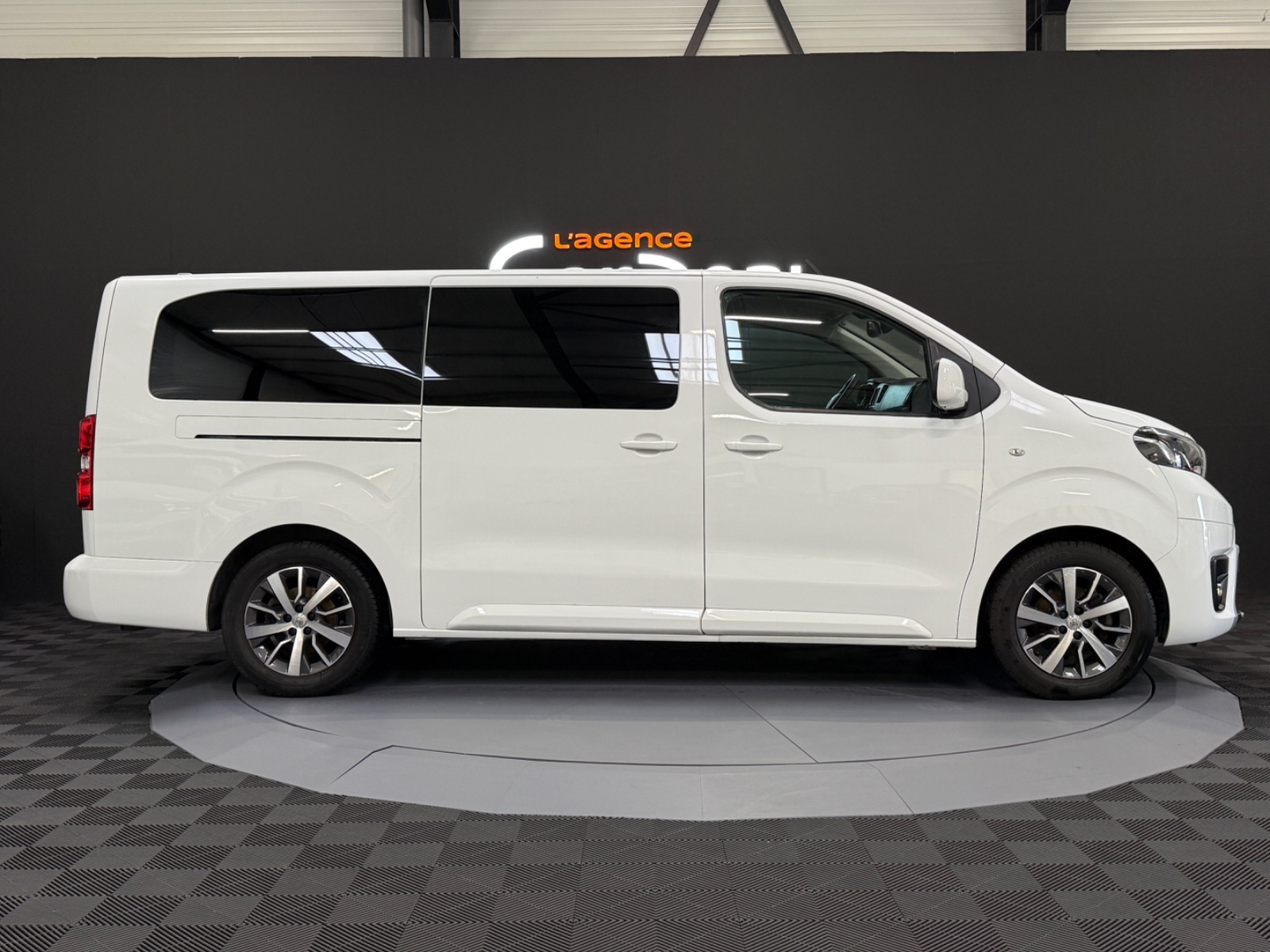 Photo véhicule TOYOTA PROACE VERSO RC21