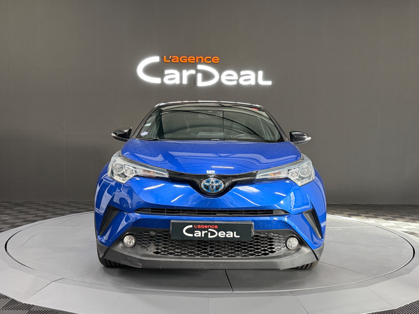 Photo véhicule TOYOTA C-HR
