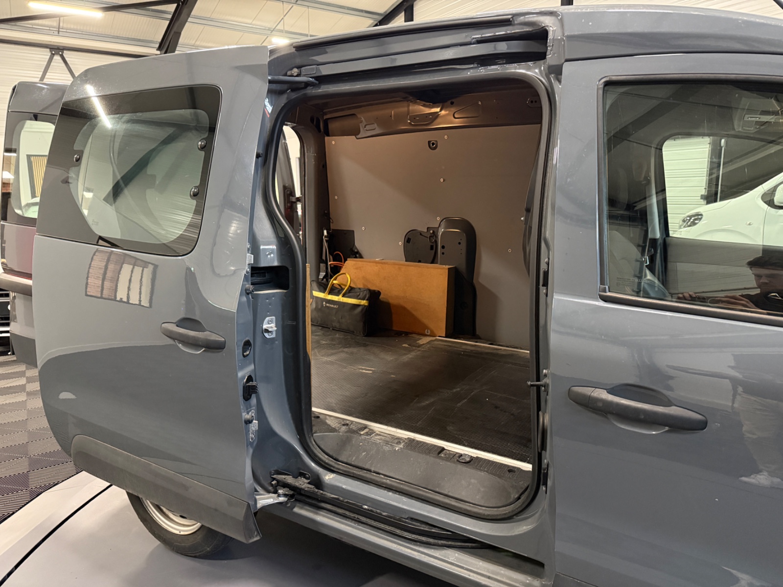 Photo véhicule RENAULT EXPRESS VAN