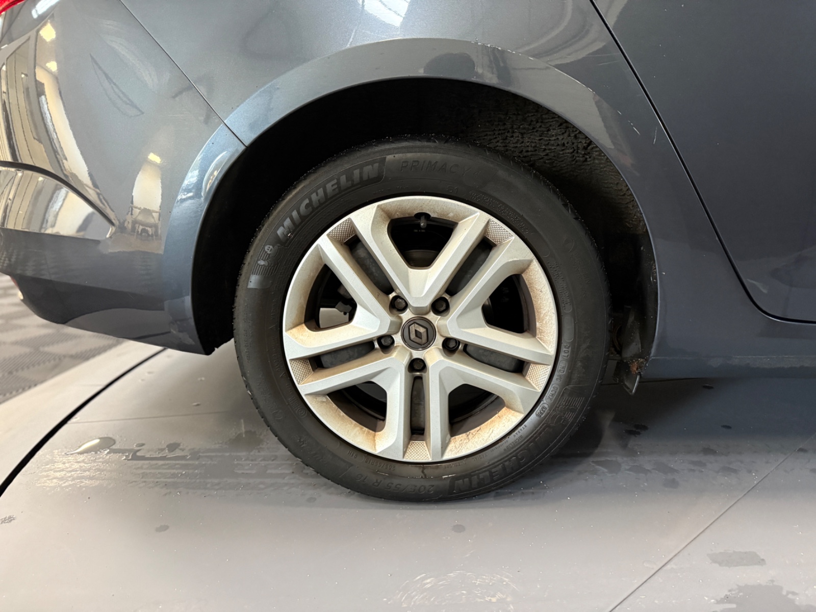 Photo véhicule RENAULT MEGANE IV ESTATE