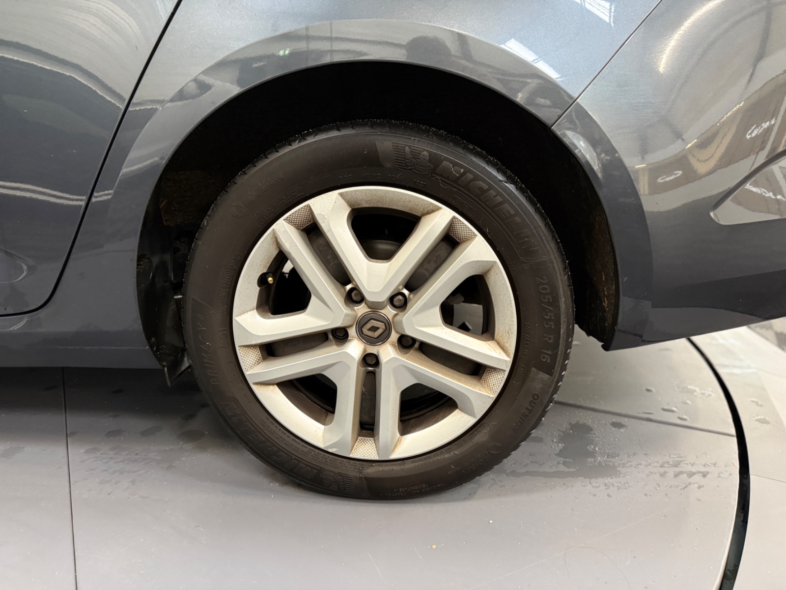 Photo véhicule RENAULT MEGANE IV ESTATE