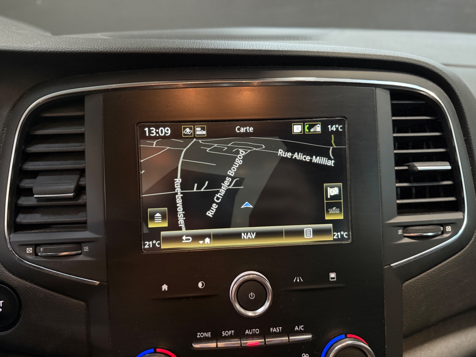 Photo véhicule RENAULT MEGANE IV ESTATE