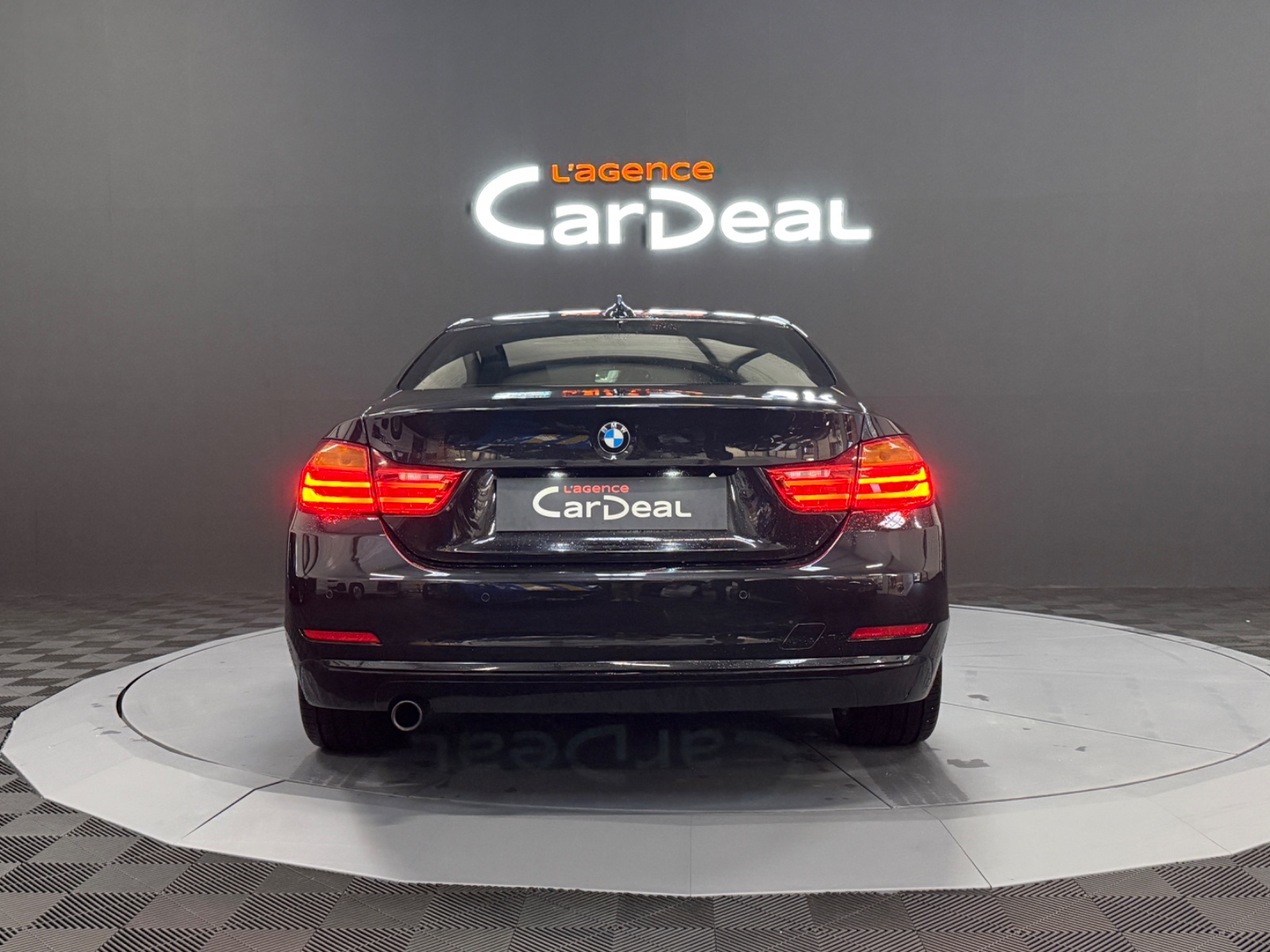 Photo véhicule BMW SERIE 4 COUPE