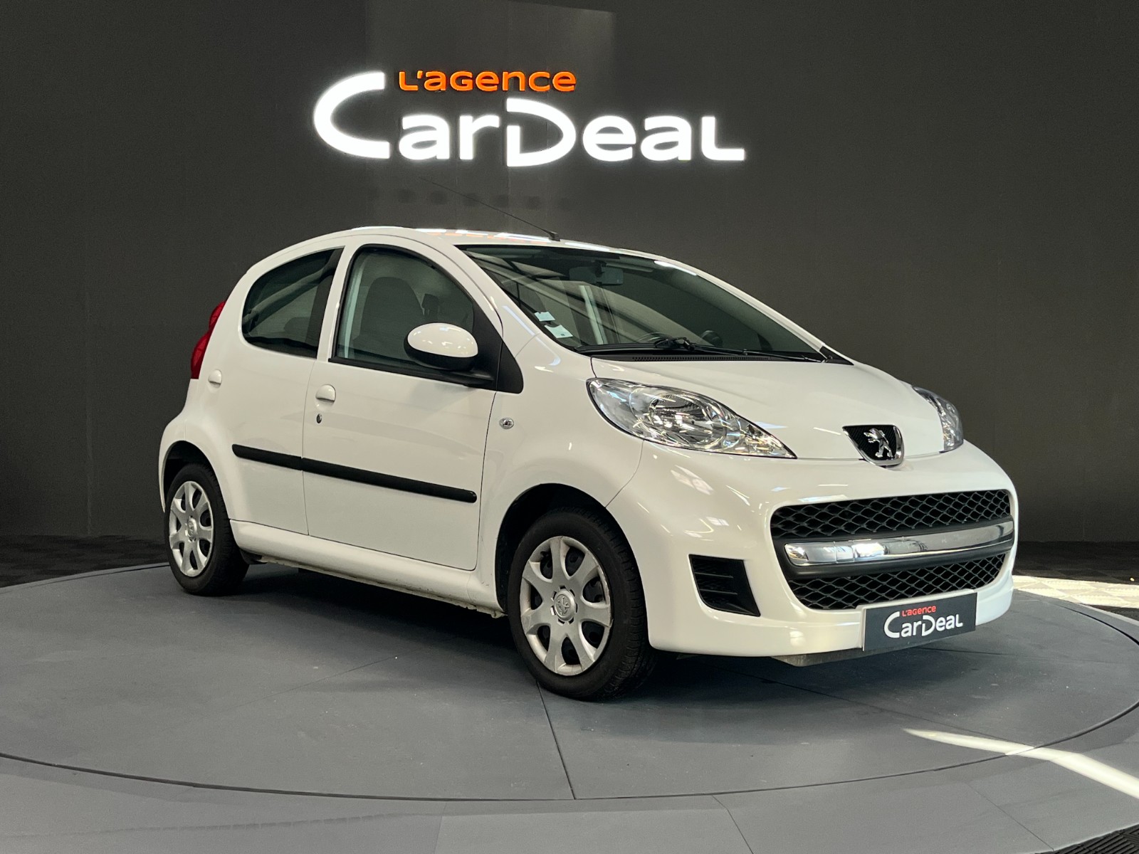 Photo véhicule PEUGEOT 107