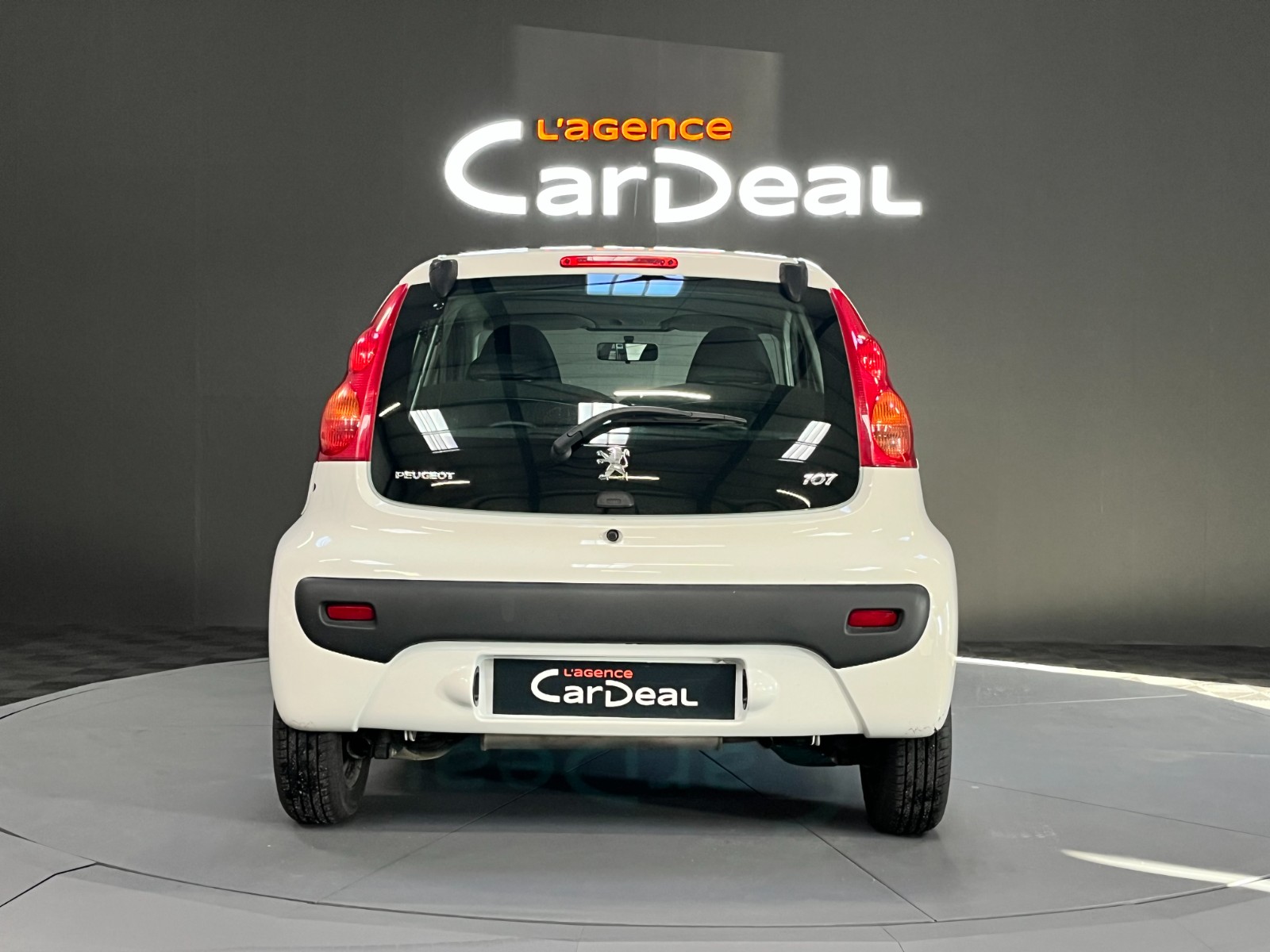 Photo véhicule PEUGEOT 107