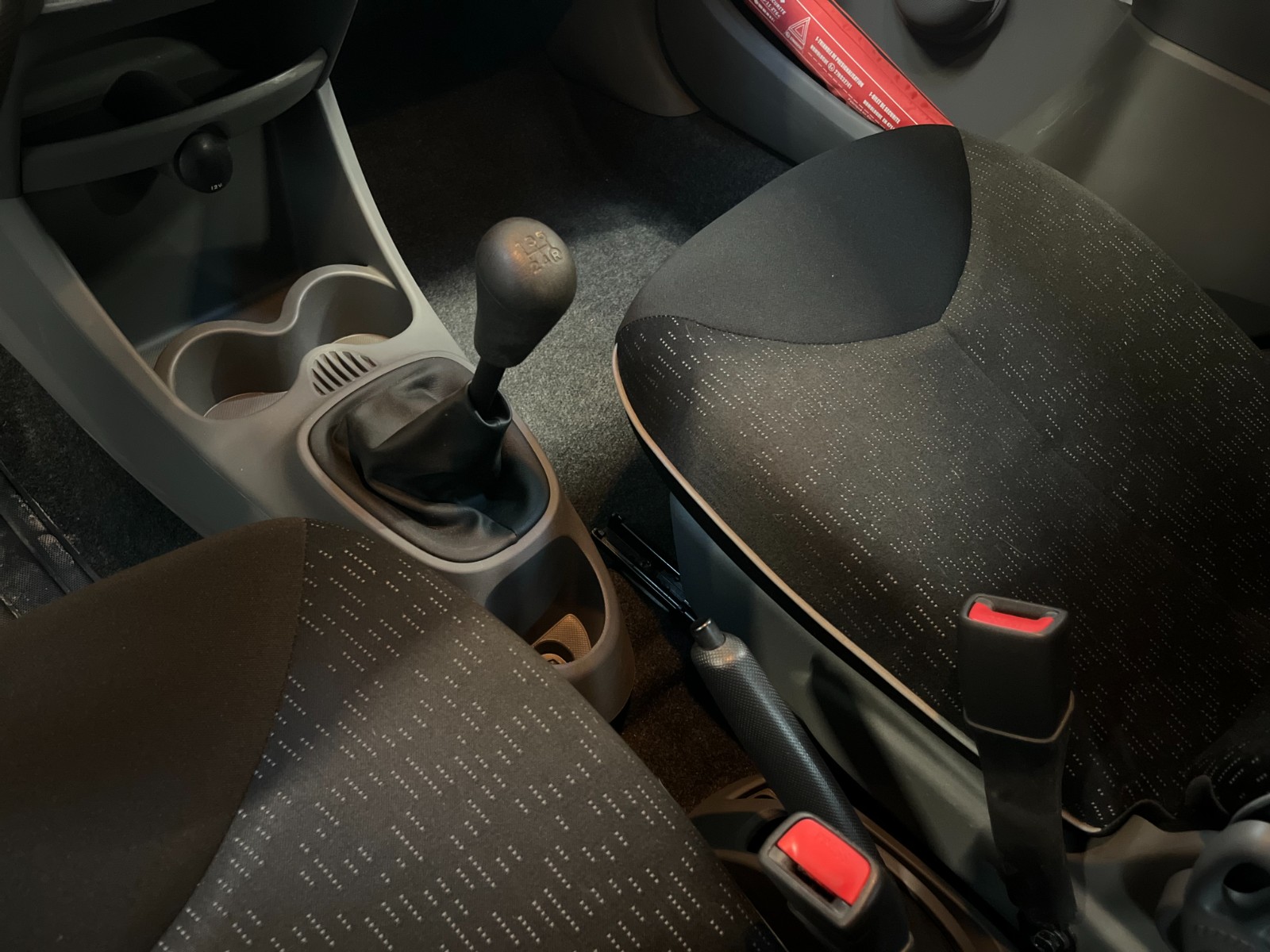 Photo véhicule PEUGEOT 107