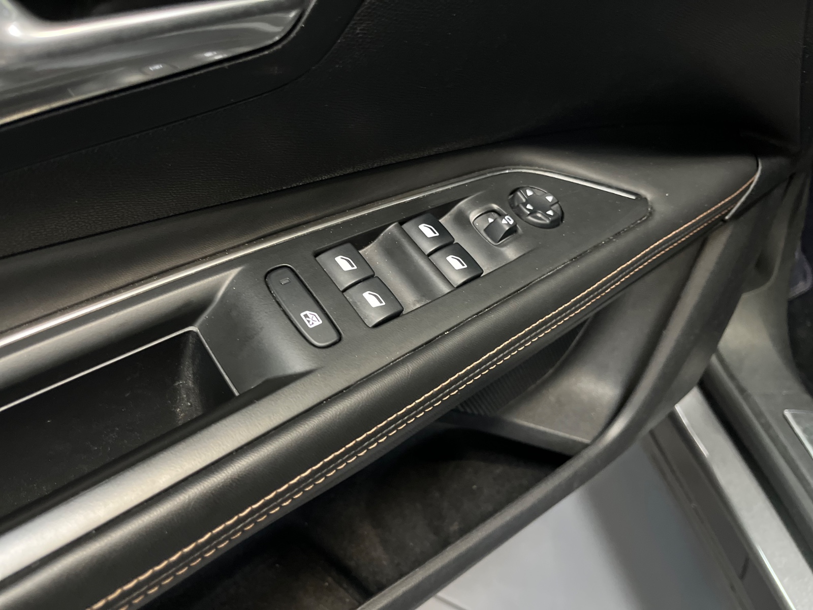 Photo véhicule PEUGEOT 3008