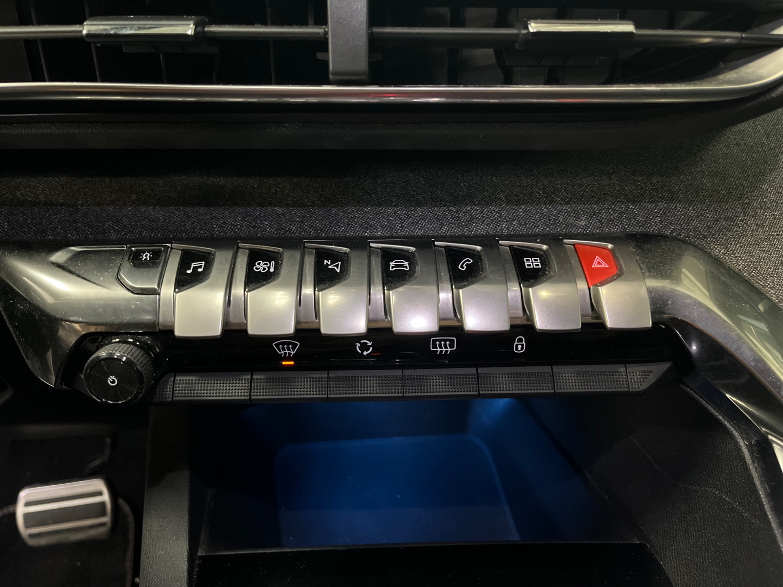 Photo véhicule PEUGEOT 3008