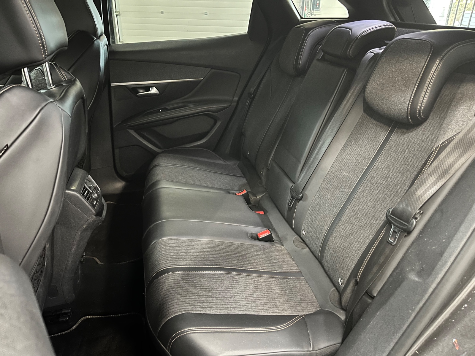 Photo véhicule PEUGEOT 3008