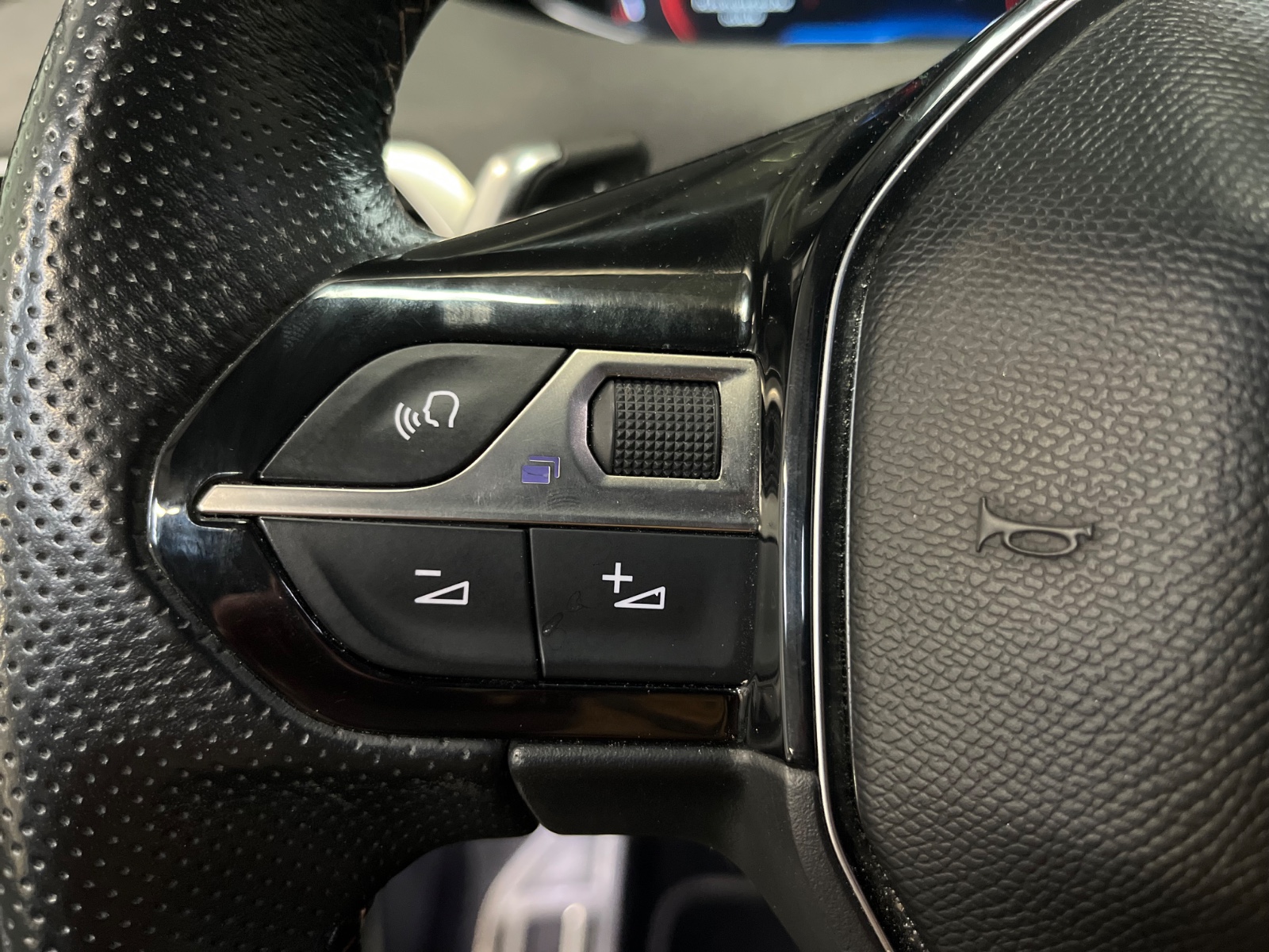 Photo véhicule PEUGEOT 3008