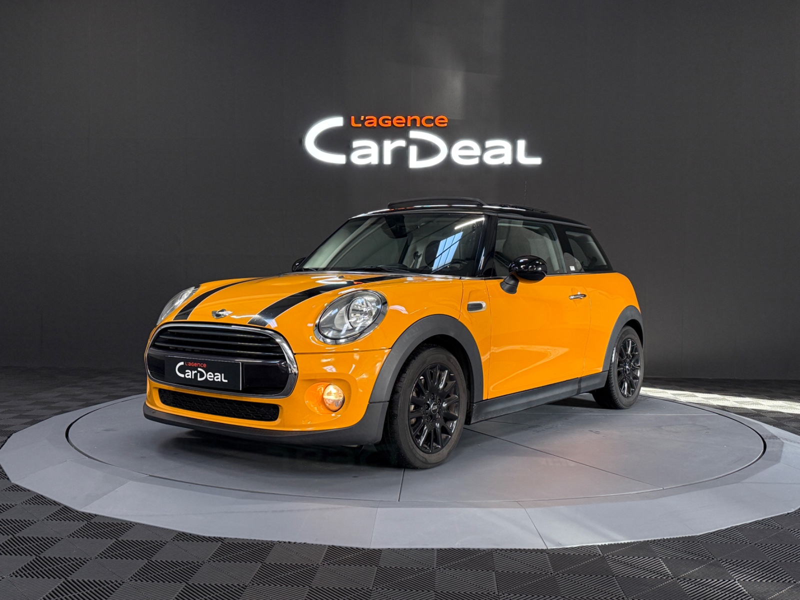 MINI HATCH 3 PORTES F56 Cooper 136 ch Edition Shoreditch