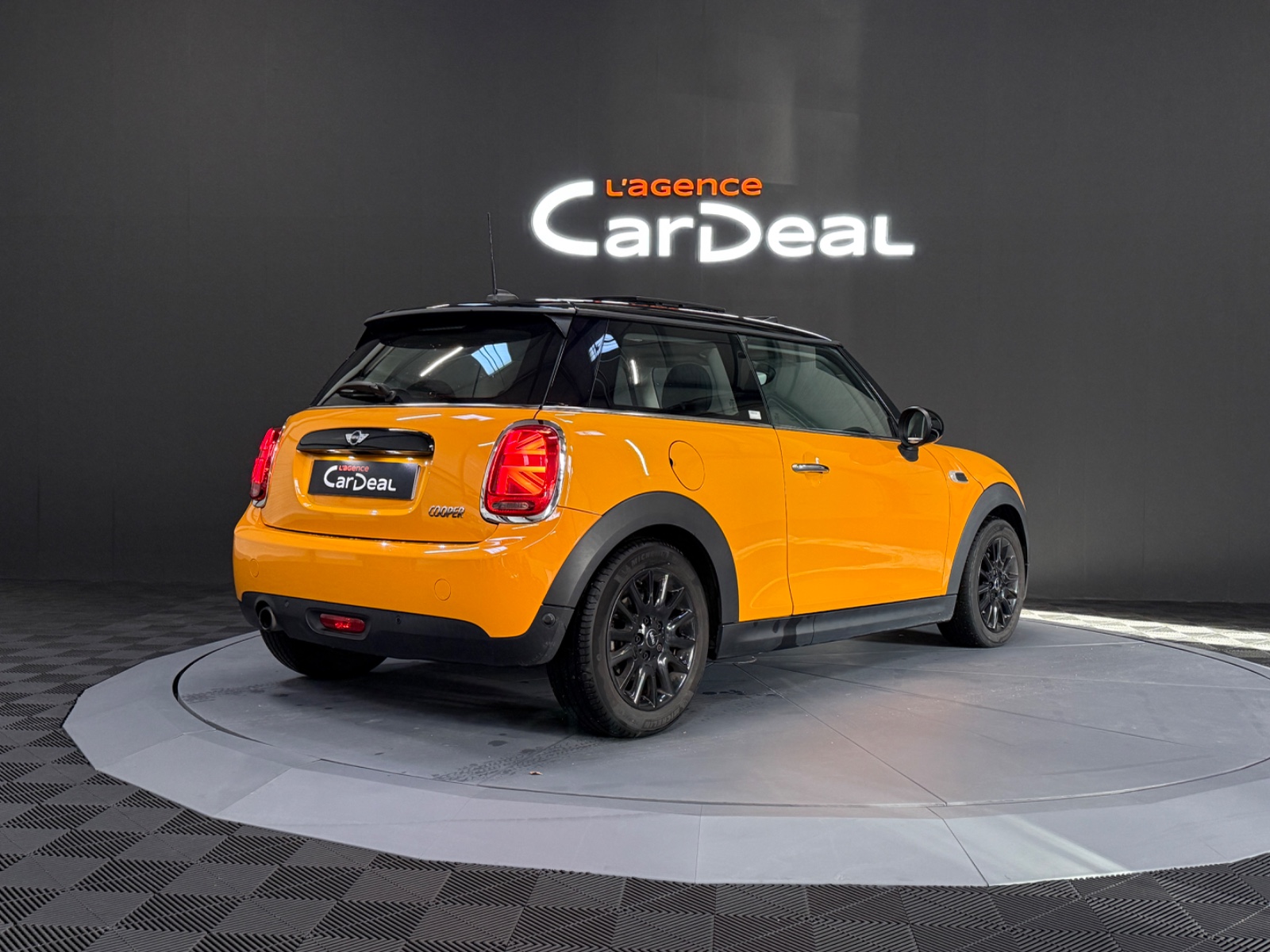 Photo véhicule MINI HATCH 3 PORTES