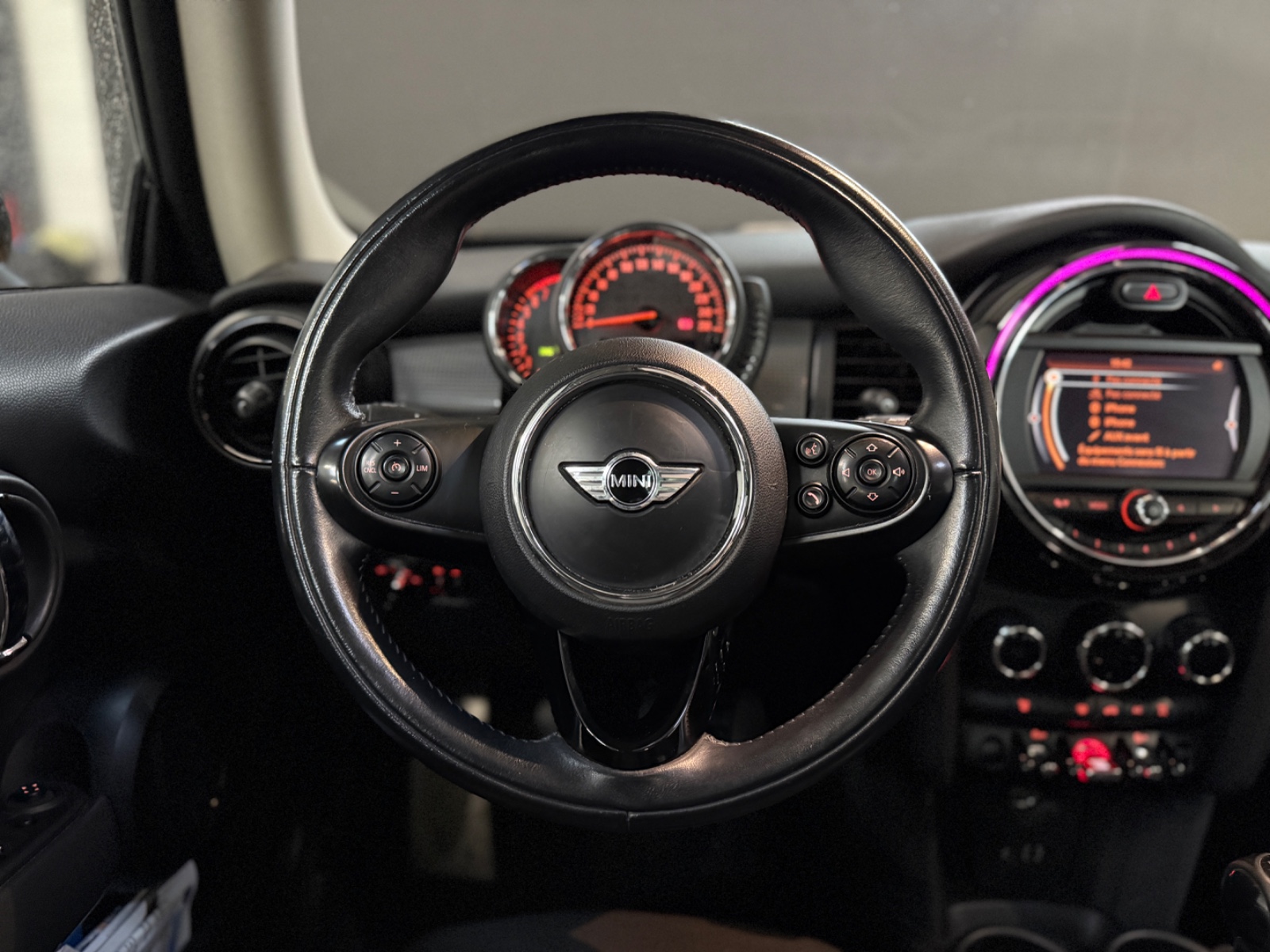 Photo véhicule MINI HATCH 3 PORTES