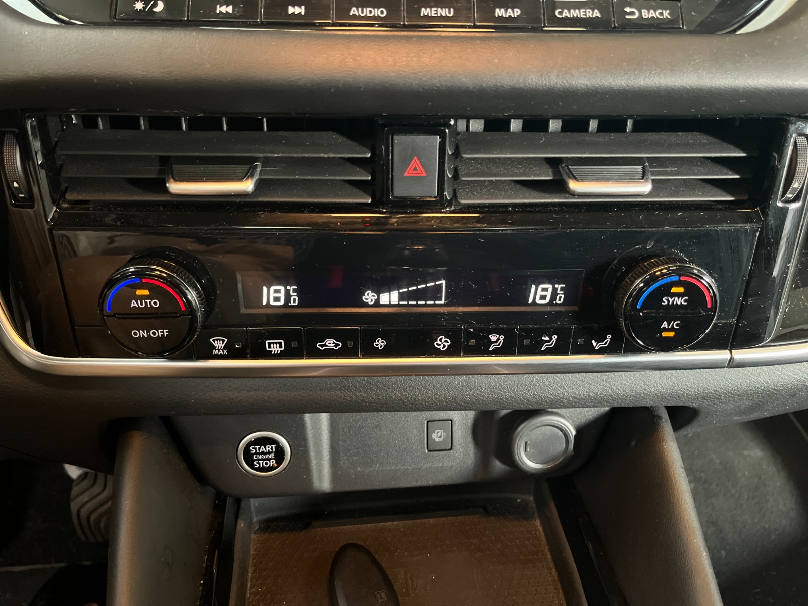 Photo véhicule NISSAN QASHQAI 2021