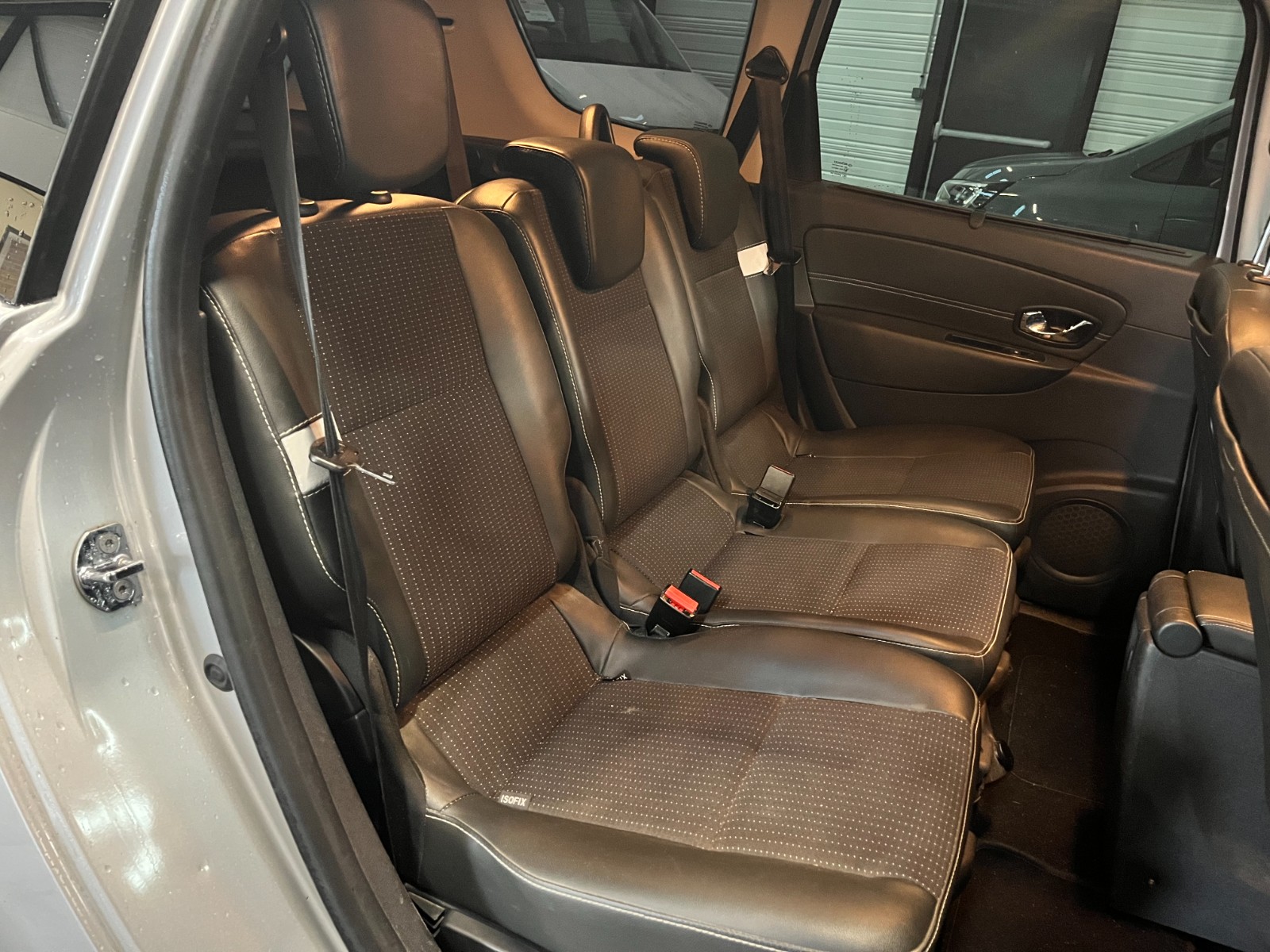 Photo véhicule RENAULT GRAND SCENIC III