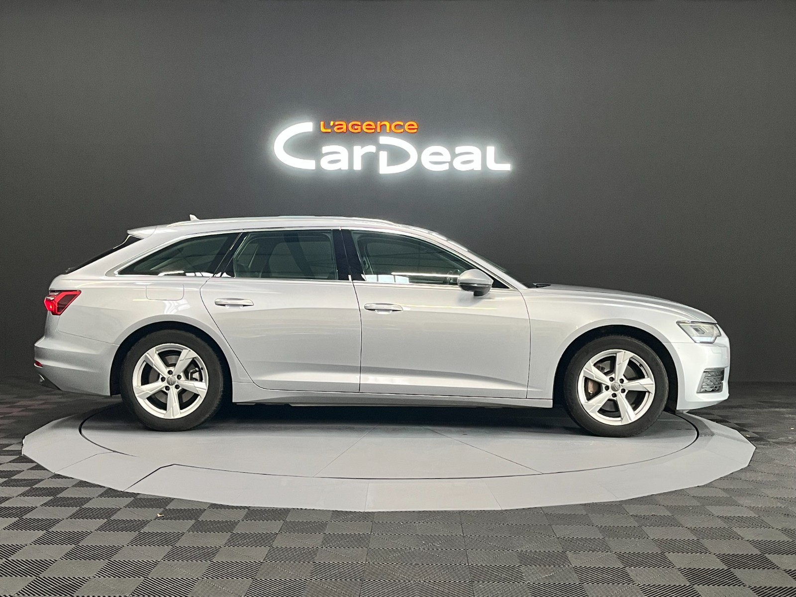 Photo véhicule AUDI A6 AVANT