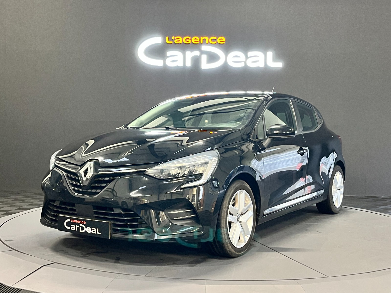 RENAULT CLIO V E-Tech 140 Business