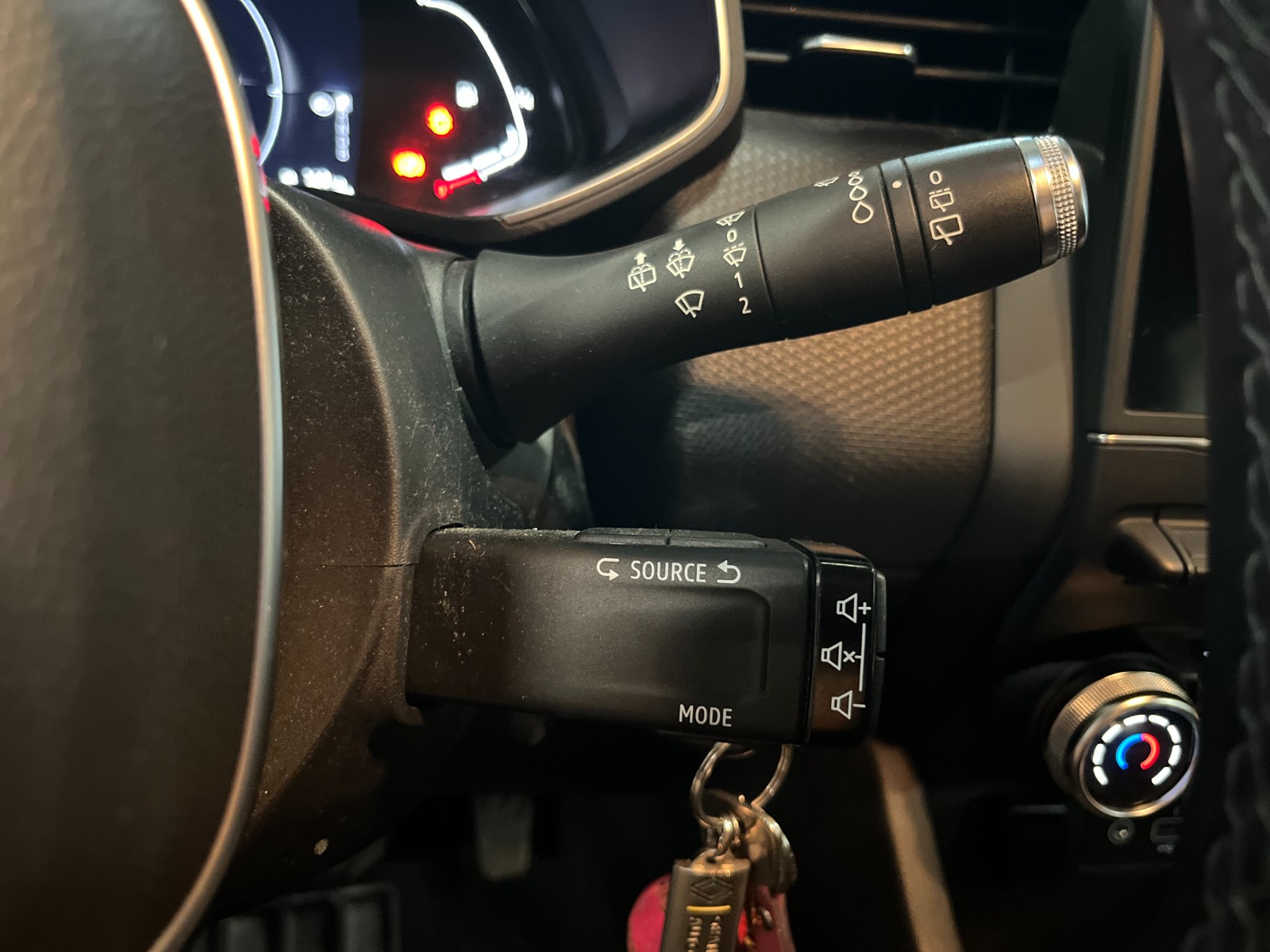 Photo véhicule RENAULT CLIO V