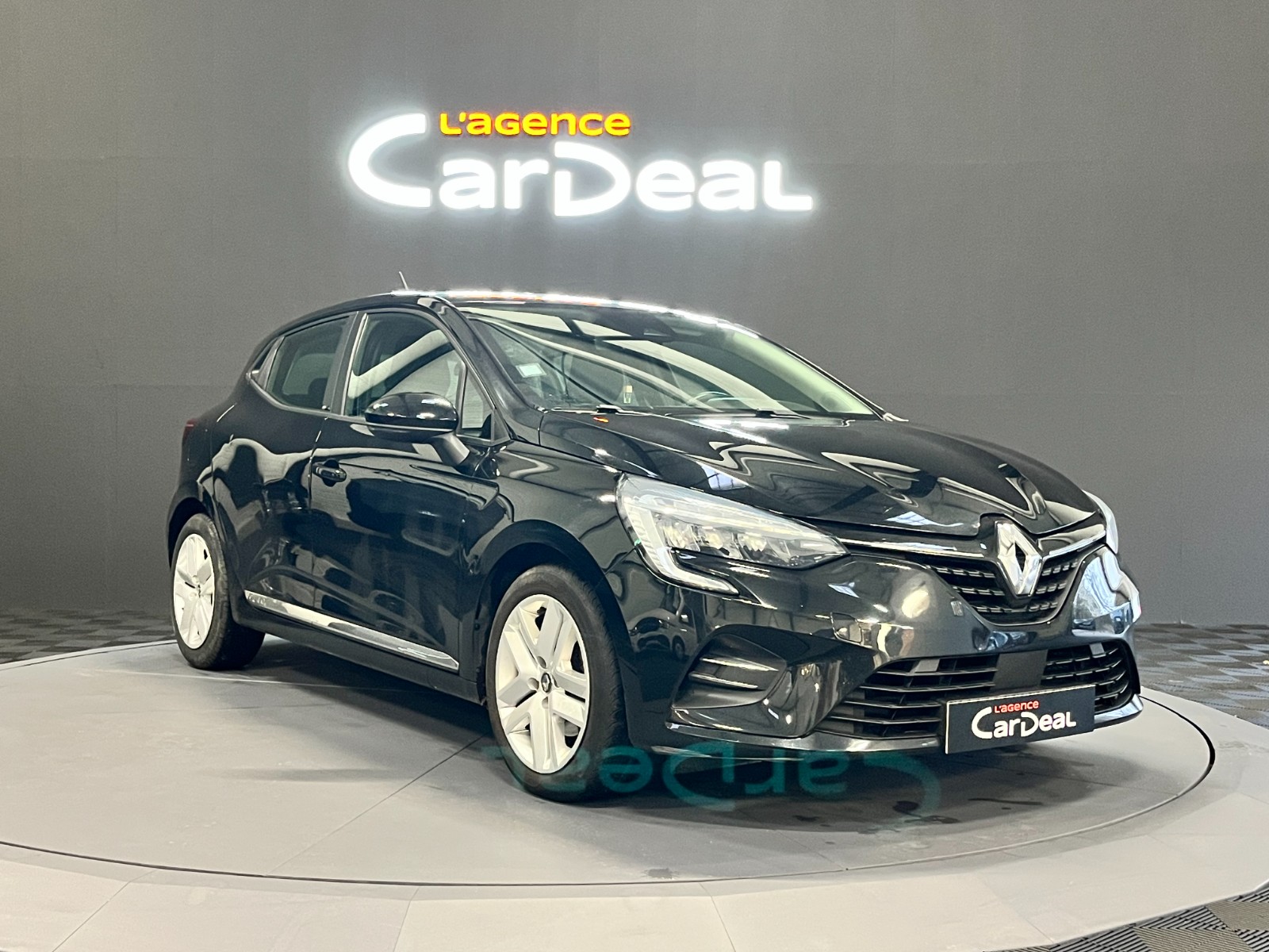 Photo véhicule RENAULT CLIO V