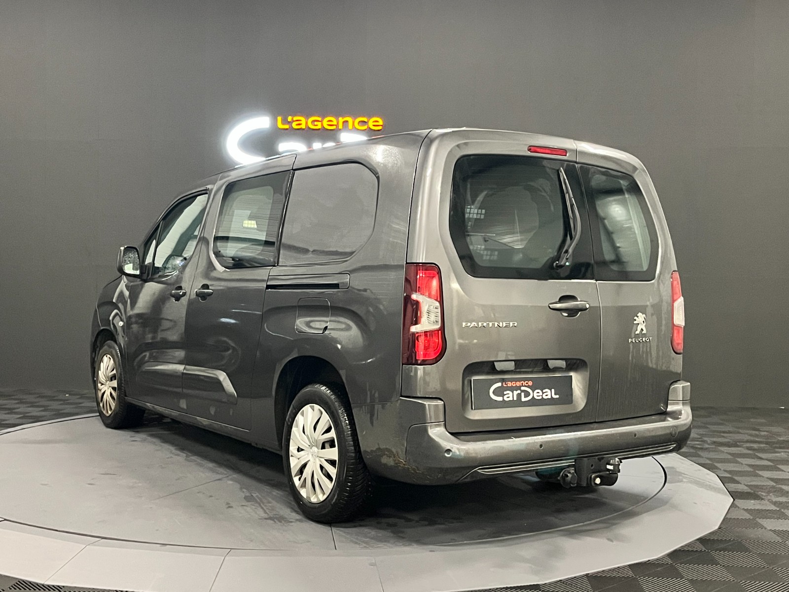 Photo véhicule PEUGEOT PARTNER CABINE APPROFONDIE