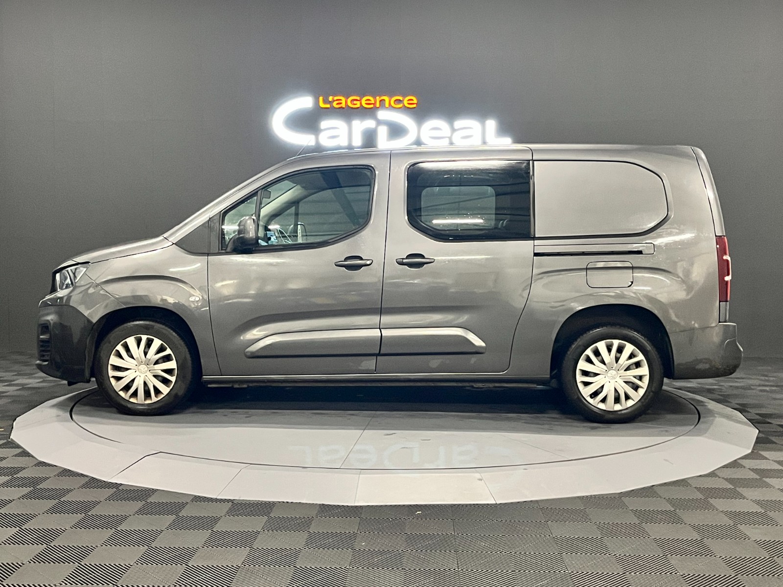 Photo véhicule PEUGEOT PARTNER CABINE APPROFONDIE