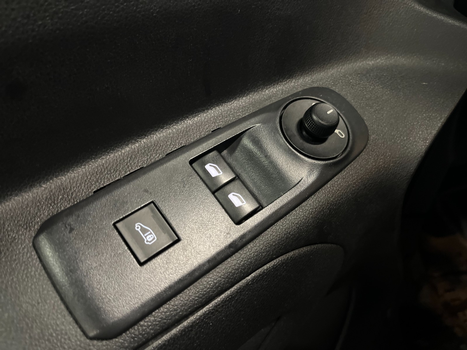 Photo véhicule PEUGEOT PARTNER CABINE APPROFONDIE