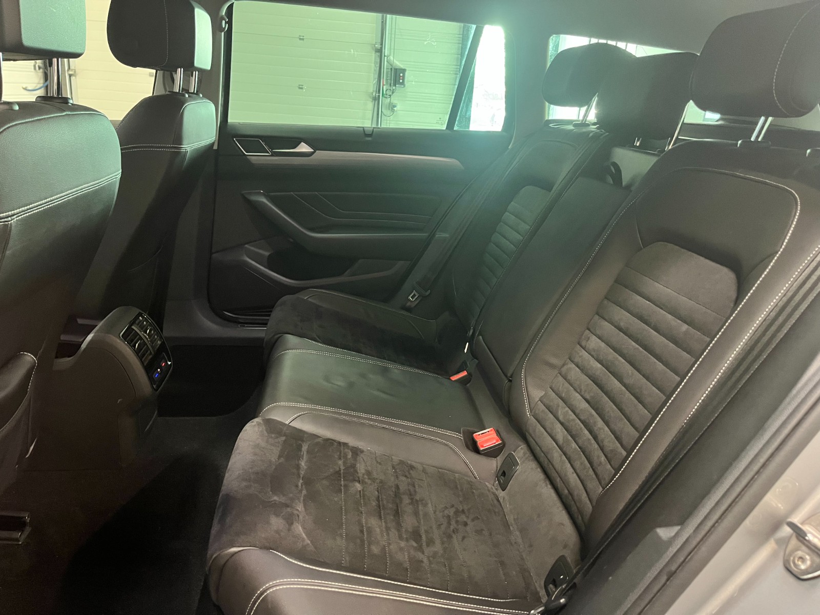 Photo véhicule VOLKSWAGEN PASSAT SW