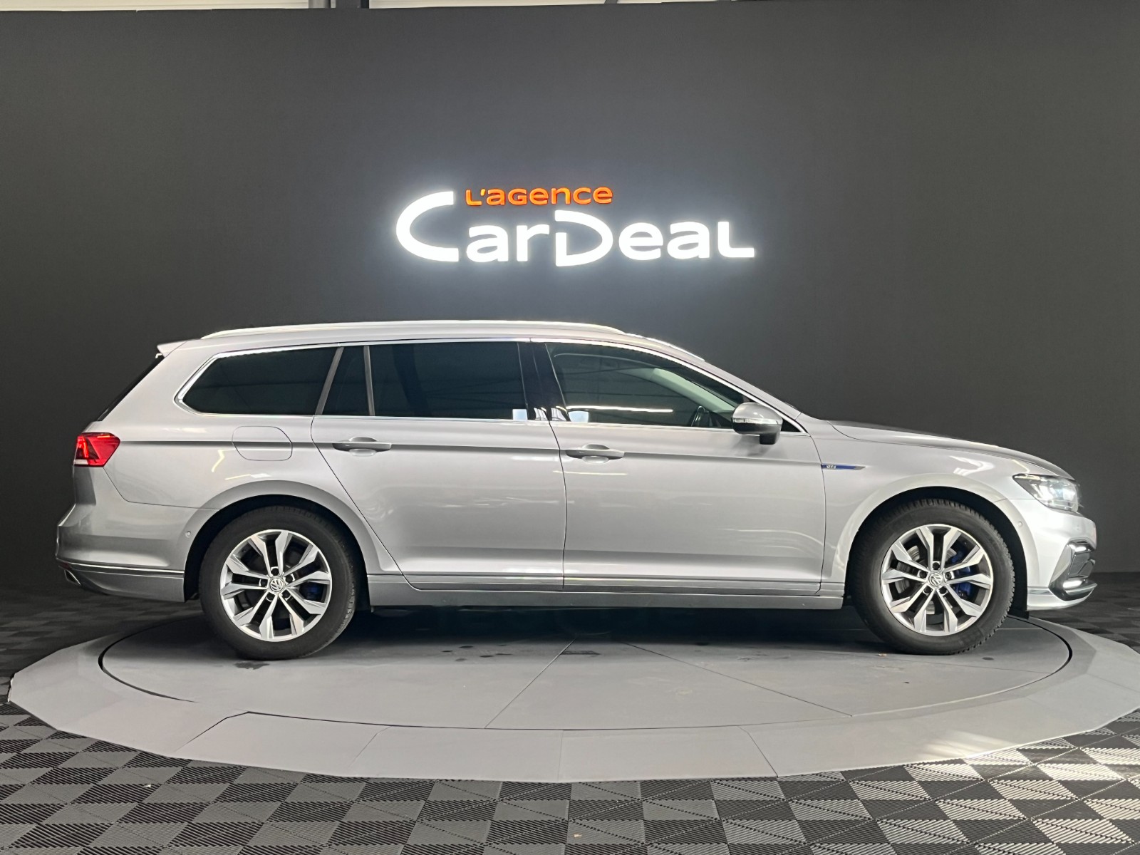 Photo véhicule VOLKSWAGEN PASSAT SW