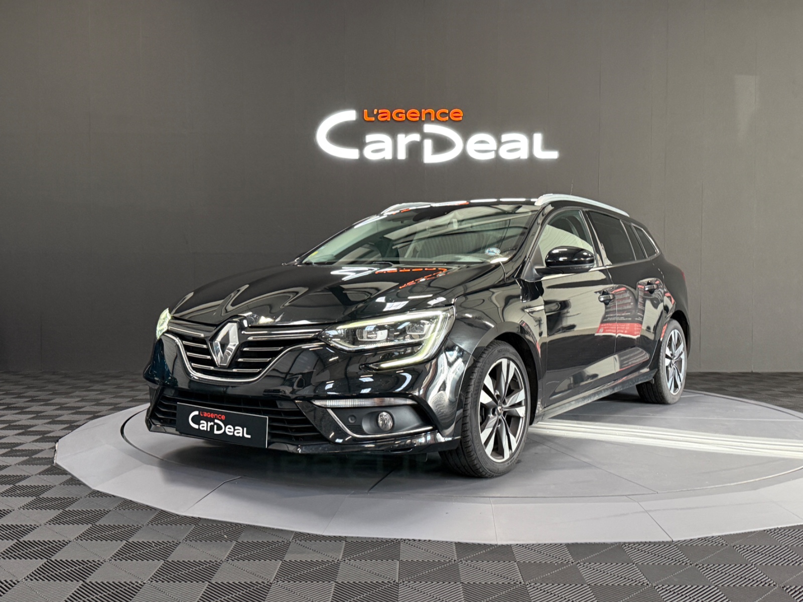 RENAULT MEGANE IV ESTATE Blue dCi 150 EDC Intens