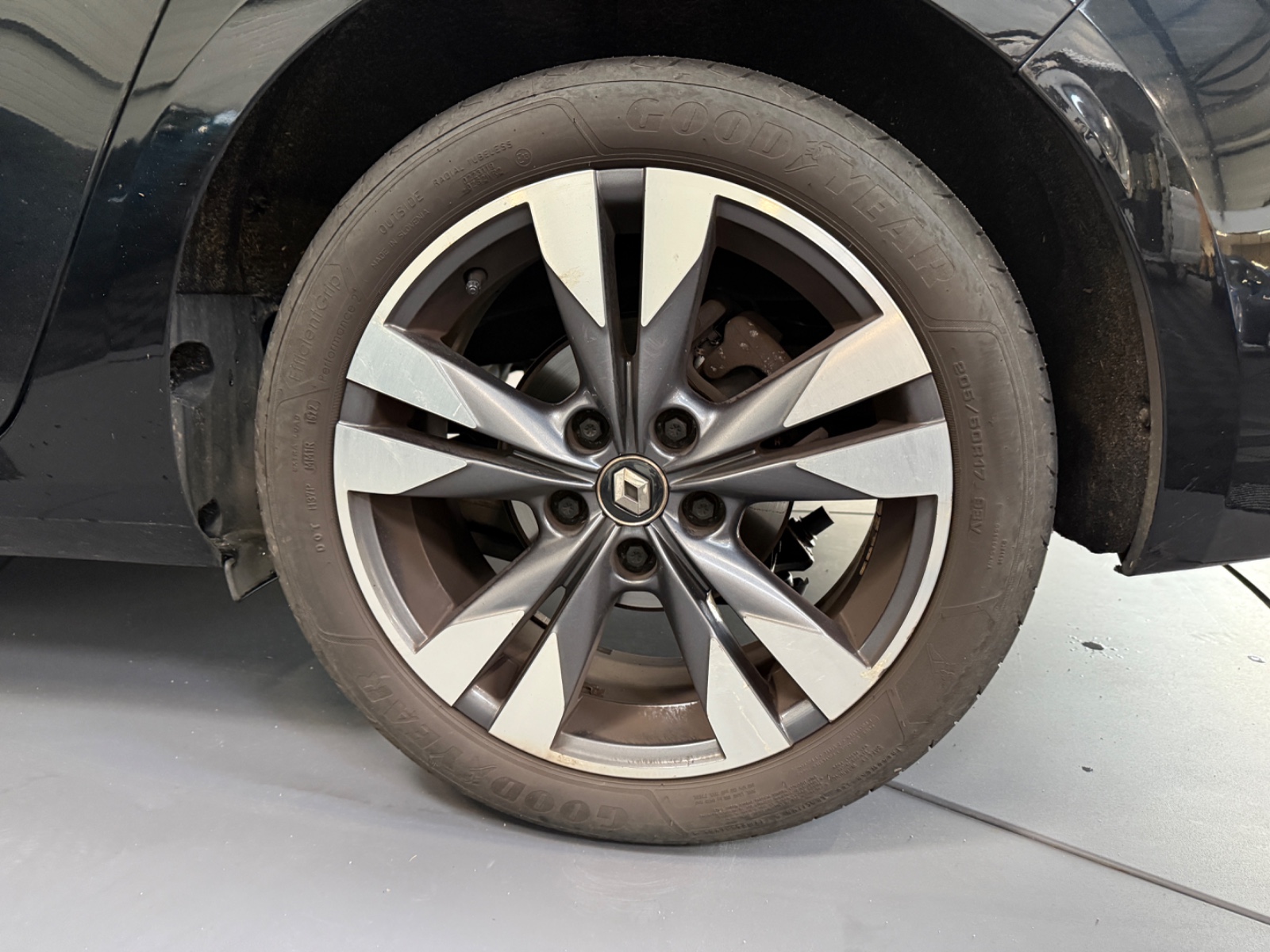 Photo véhicule RENAULT MEGANE IV ESTATE