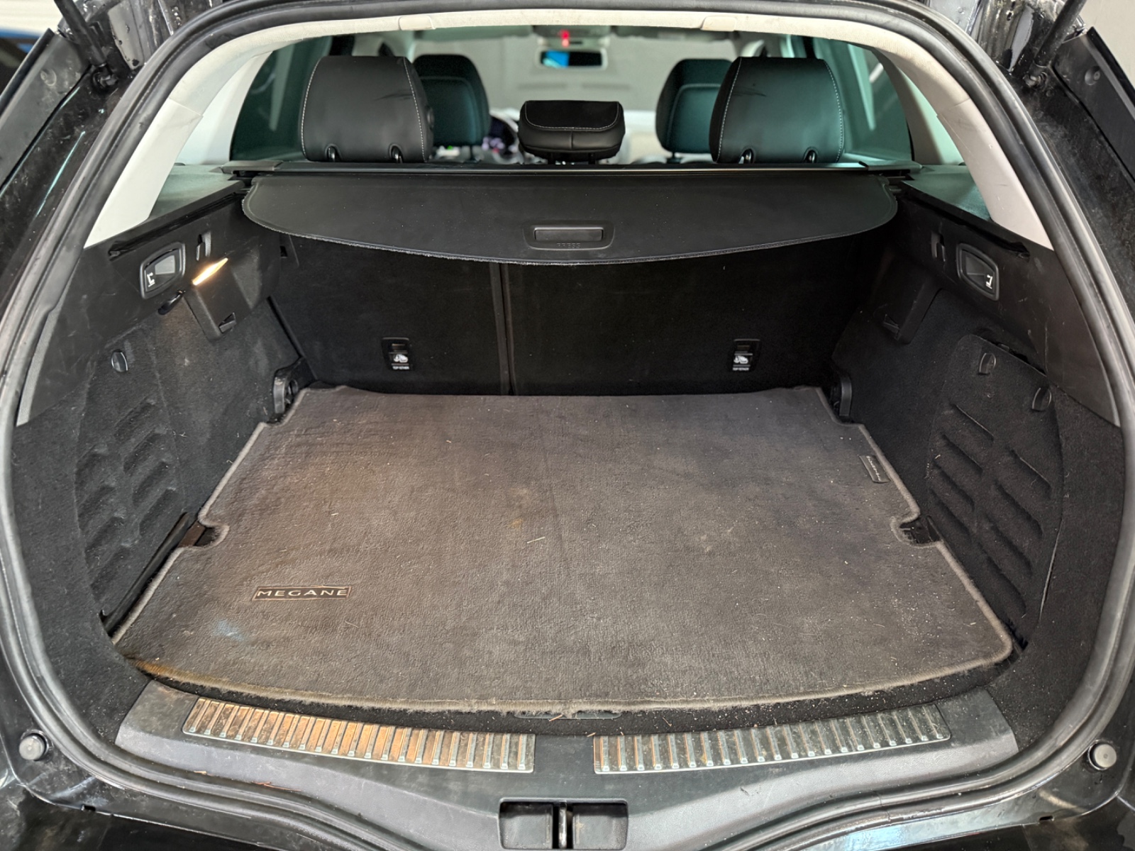Photo véhicule RENAULT MEGANE IV ESTATE