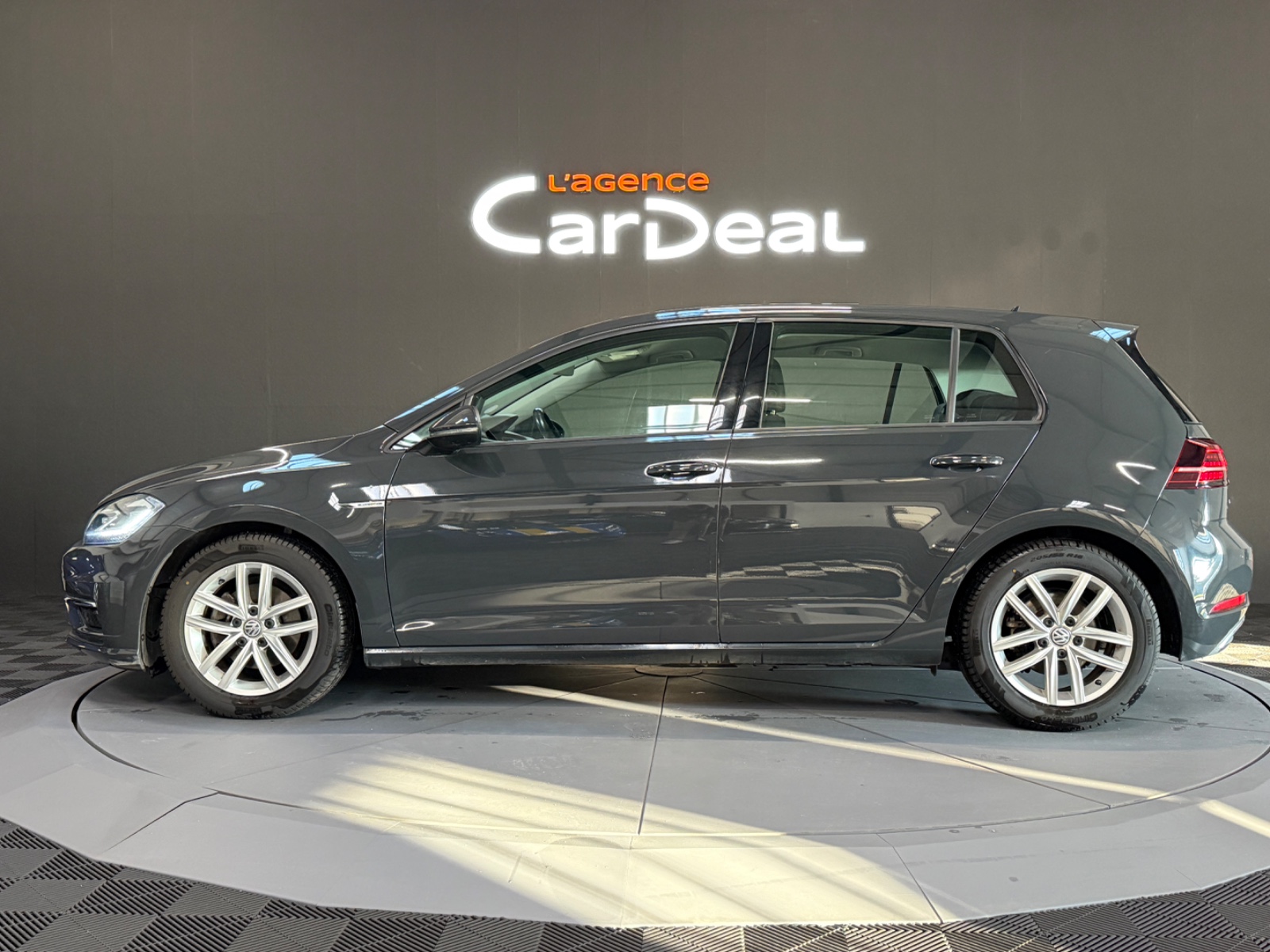 Photo véhicule VOLKSWAGEN GOLF