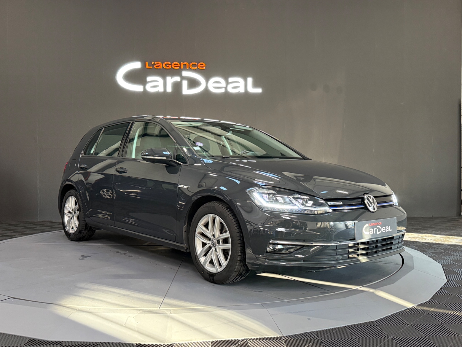 Photo véhicule VOLKSWAGEN GOLF